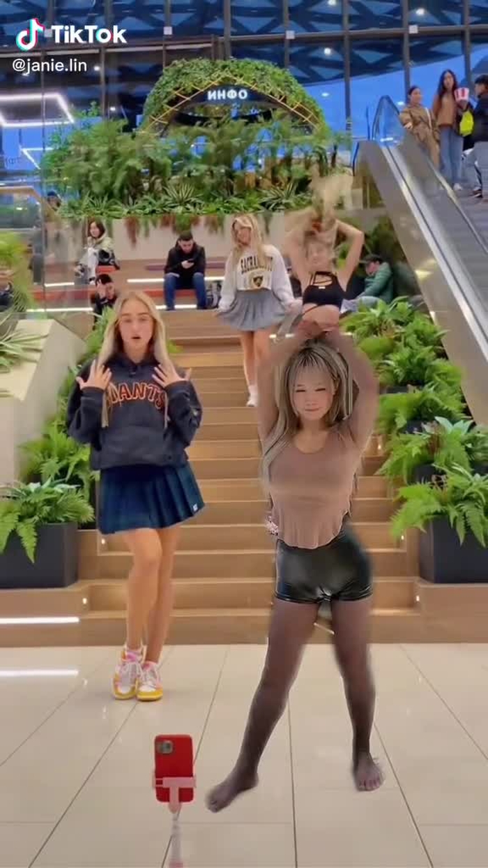 泥泥Janie🇹🇼🇯🇵ˣ🇲🇾 3