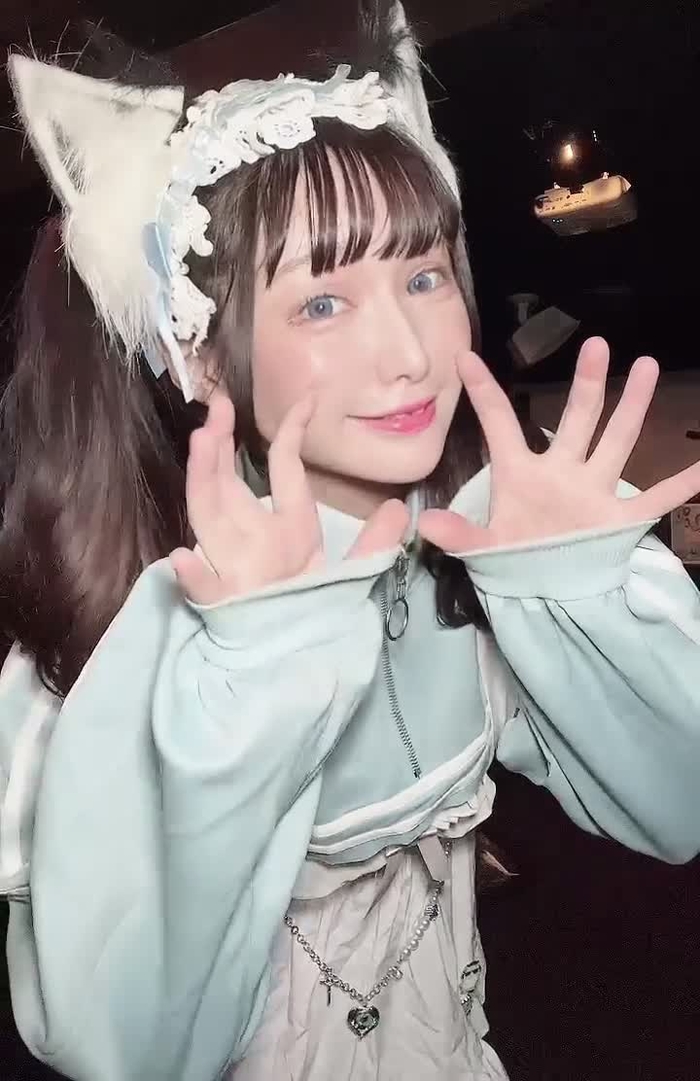 🦩𝔻𝕁 ℙ𝕀ℕ𝕂-𝕊𝔸𝕃𝕆ℕ 🍒 DJpinsaro 17
