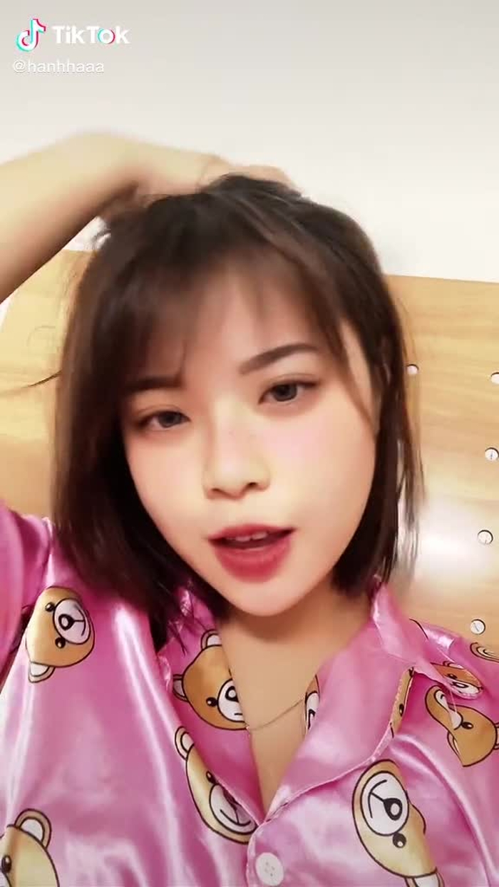 Amy 24