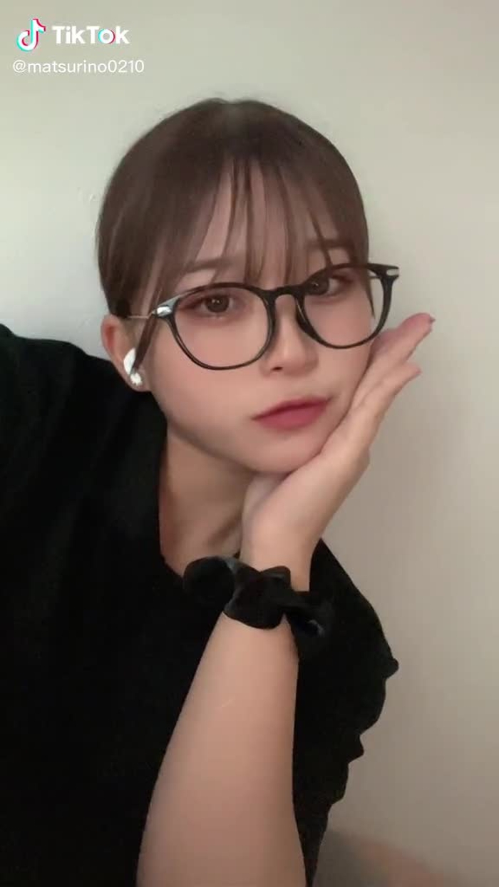 This video is unavailable. Visit TikTok to discover more trending videos. 75