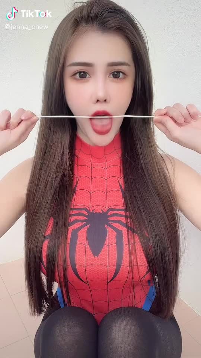 JENNA CHEW 16