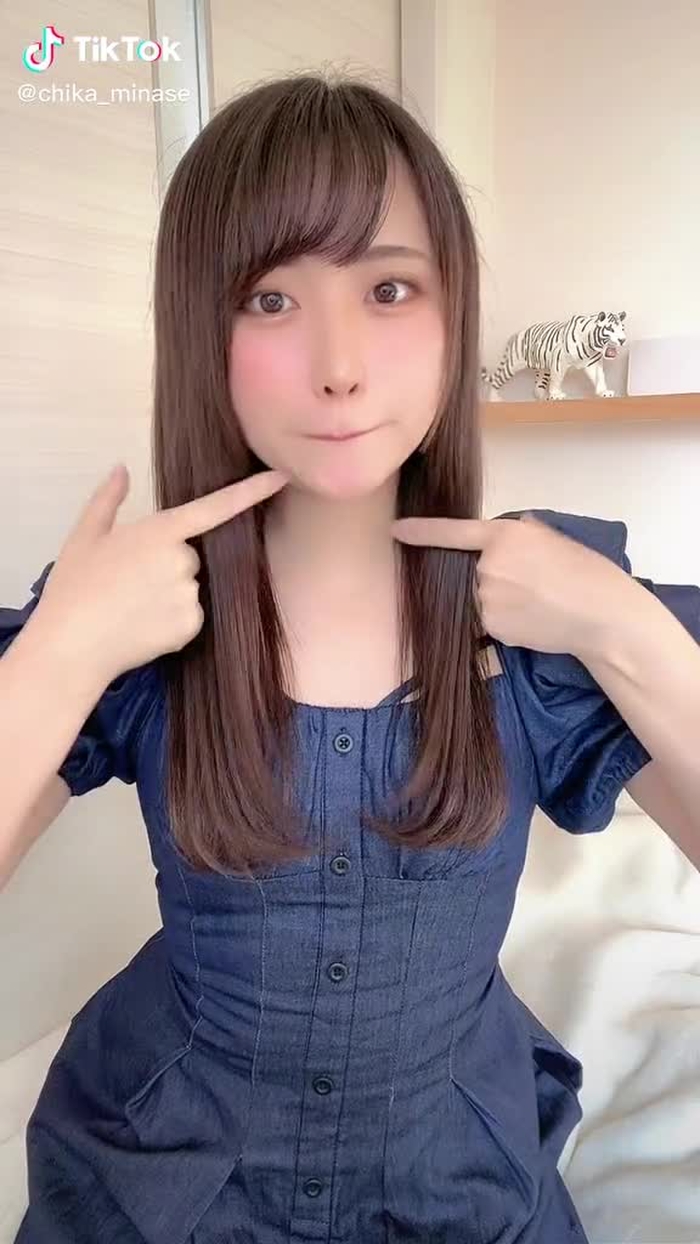 水瀬ちか🌻 24