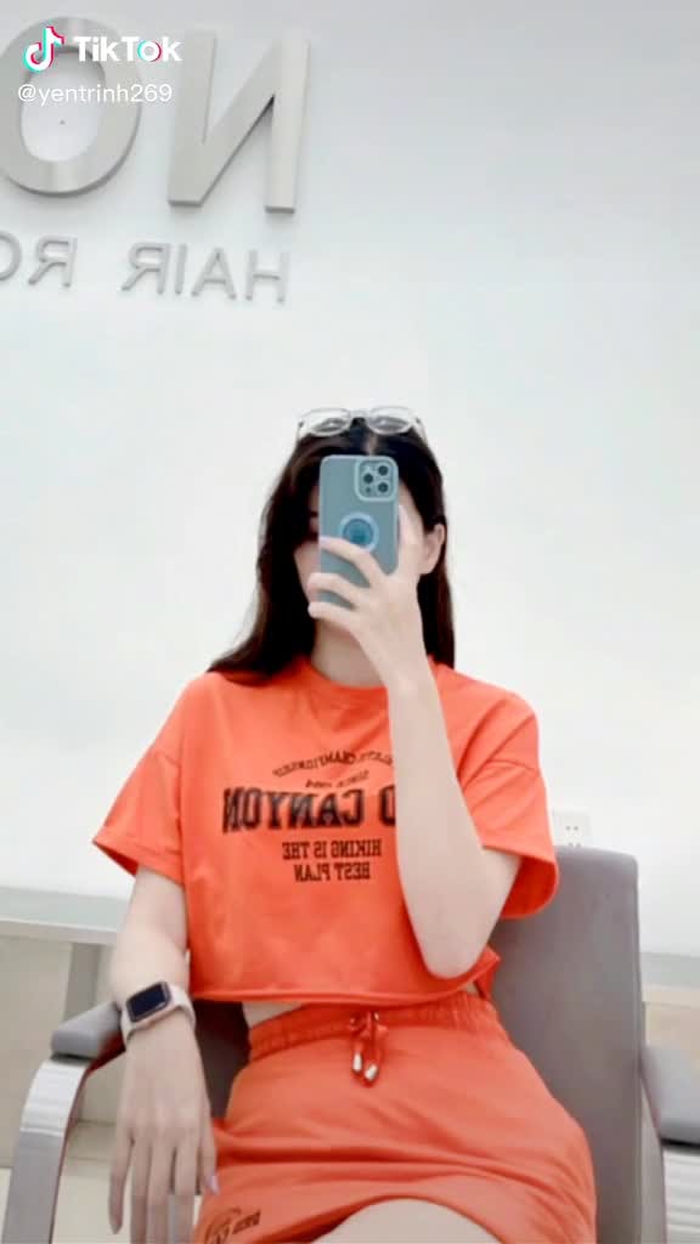 Yến Trinh☘️ 1