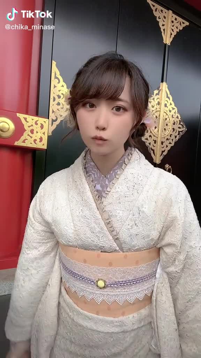 水瀬ちか🌻 30