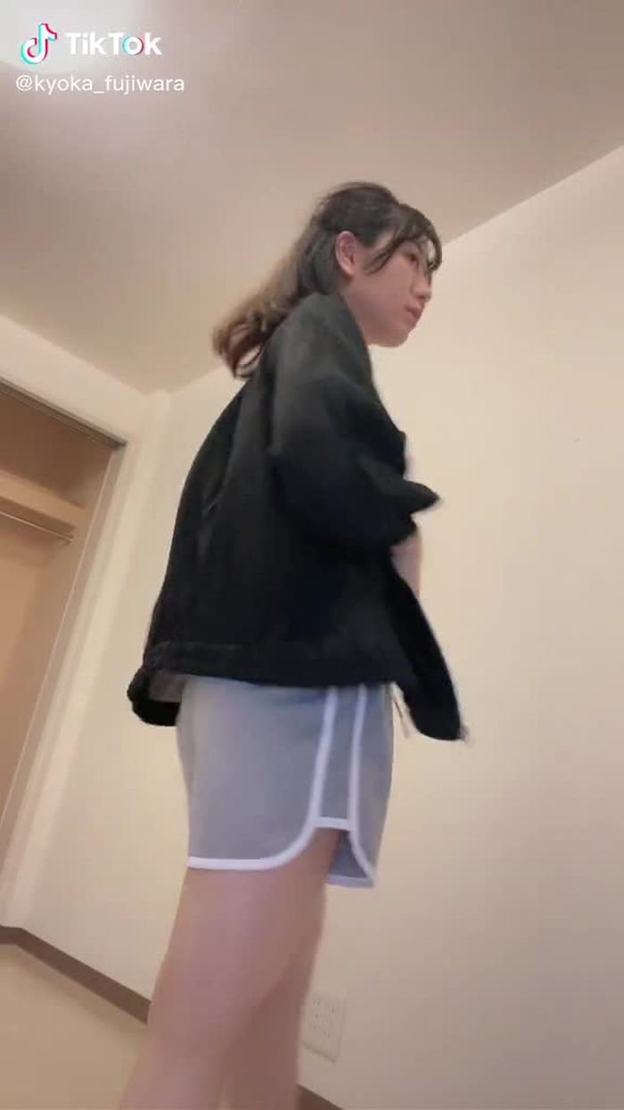 杏香(きょうか)🤍🖤 16
