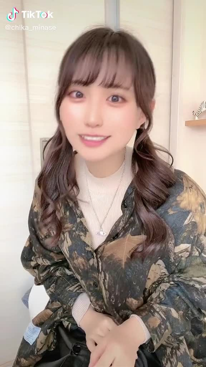 水瀬ちか🌻 48