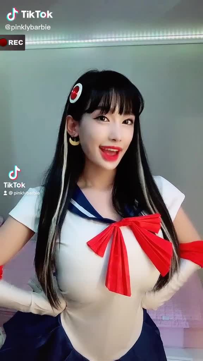 강사랑𝑬𝒍𝒍𝒂