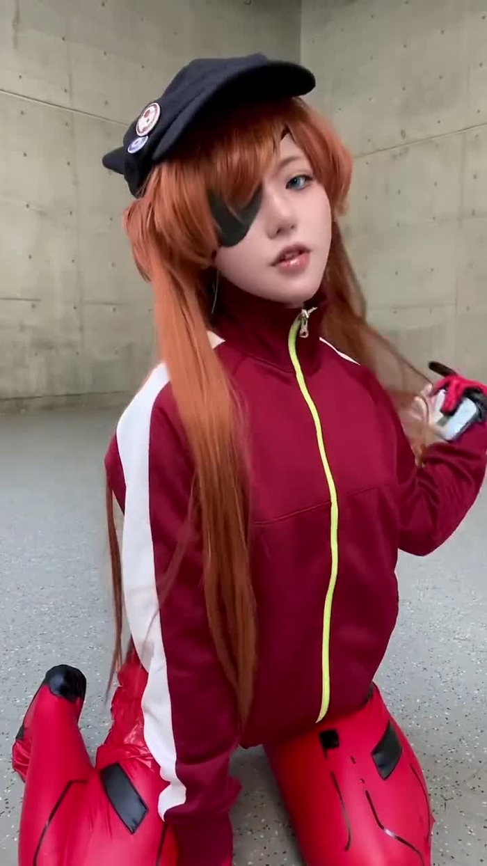 凸守たかね🫧 _taka_nene21