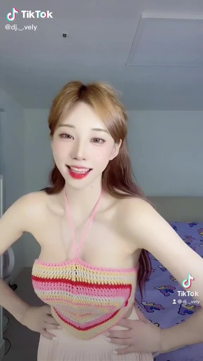 DJ VELY 8
