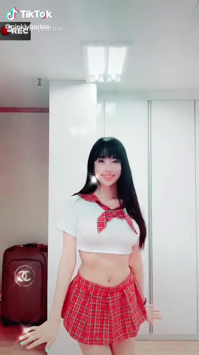 강사랑𝑬𝒍𝒍𝒂