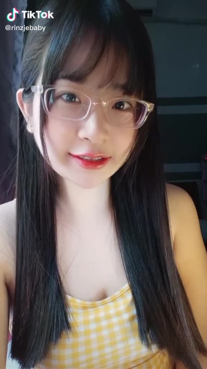 Dương Thụy Ngọc Cầm 16