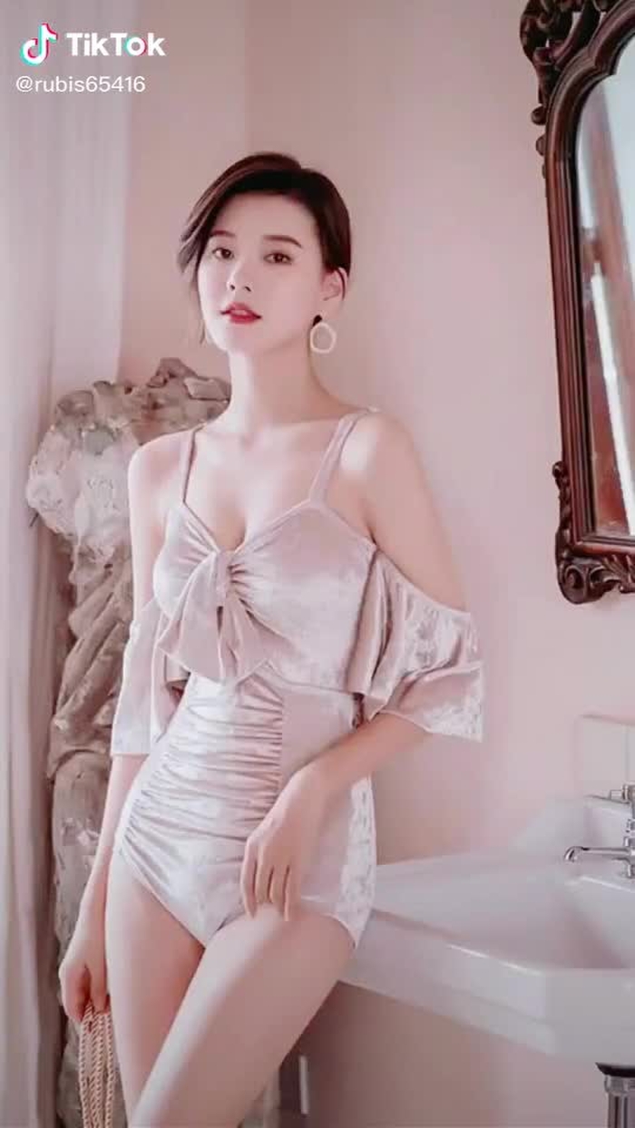 Khanh Vân 13