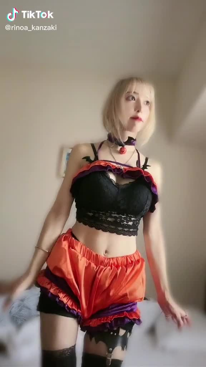 りのあタソ💗🐰🌸神崎りのあ【2500万美容コスプレイヤ 20