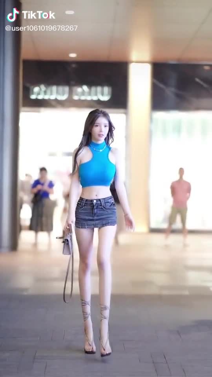 娜可露露🥰🥰