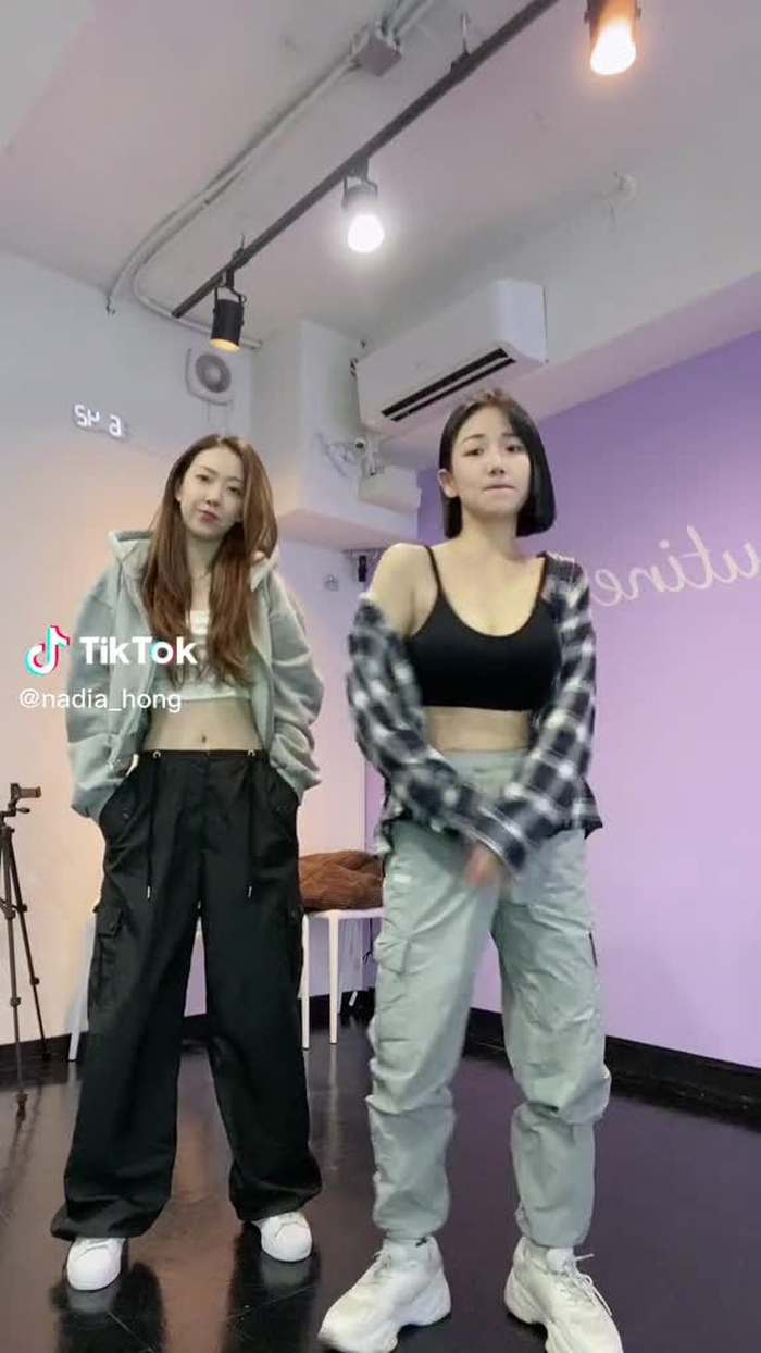 나디아 홍 Nadia Hong 36