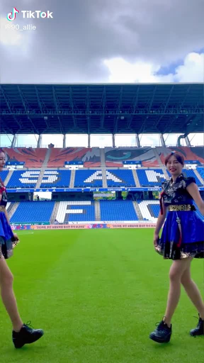 선주랑 처음이양 히힣히ㅣㅎㅎ💙 #fyp #fff #김연정 #박선주 #치어리더 #울산현대 #축구 #k리그 #추천 #추천뜨게해주...