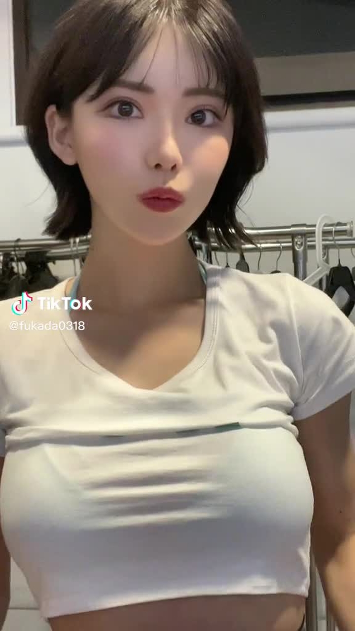 深田えいみ 33