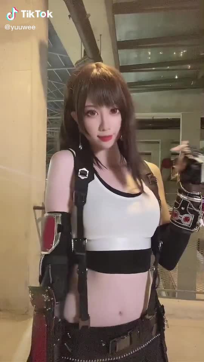 Yuii鱿鱼 | CF2022 24