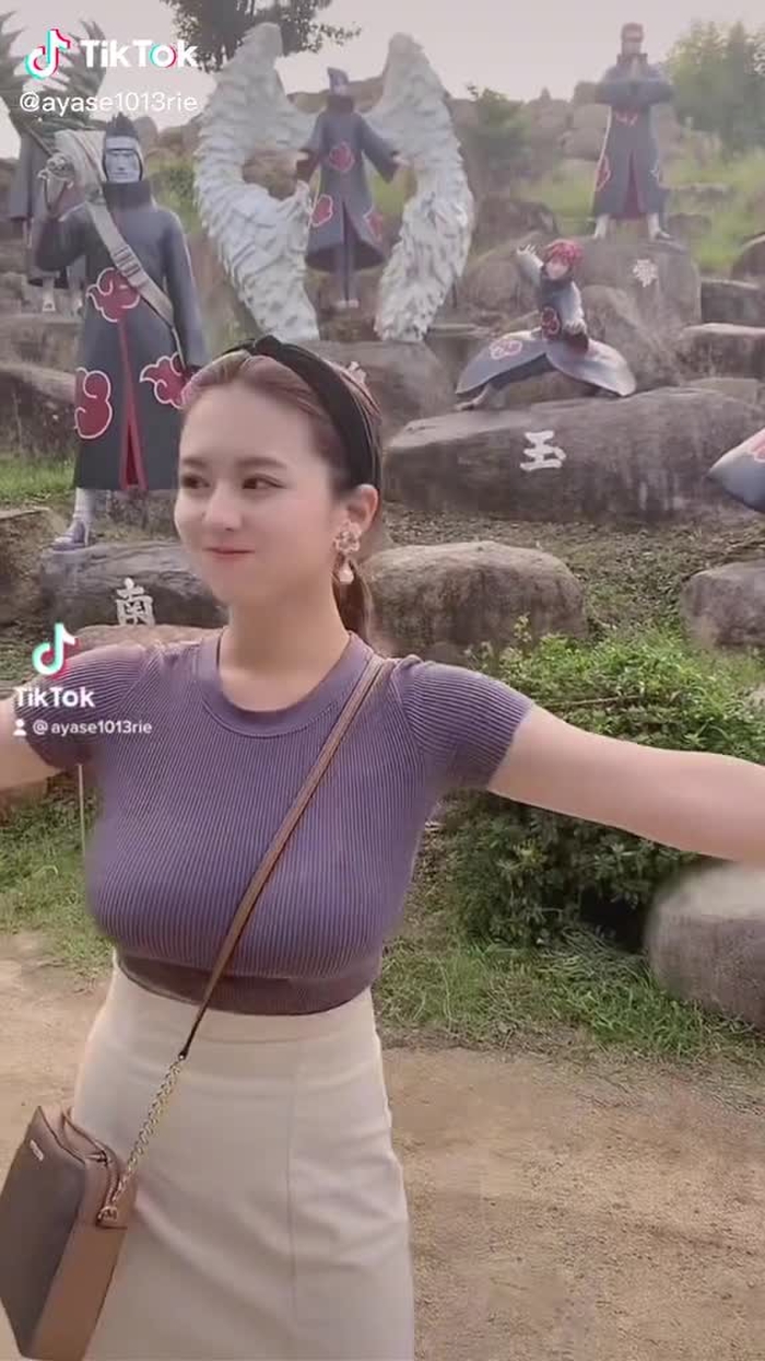 綾瀬りえ 20