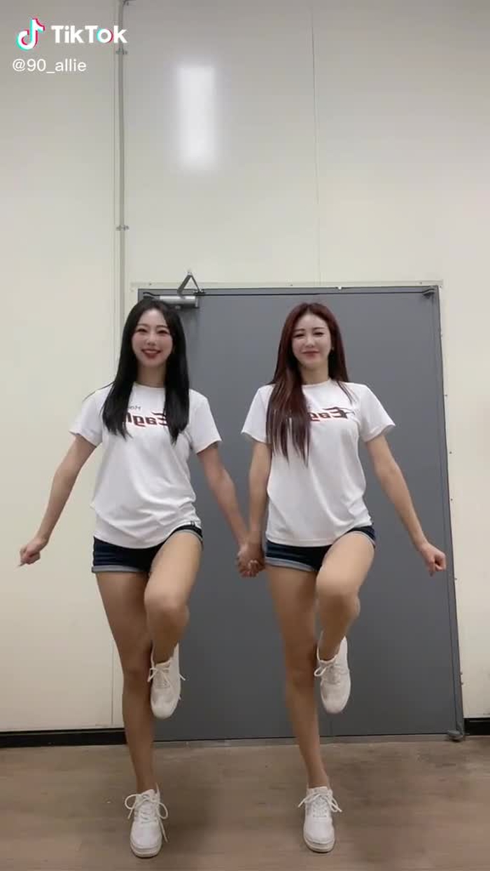 김연정