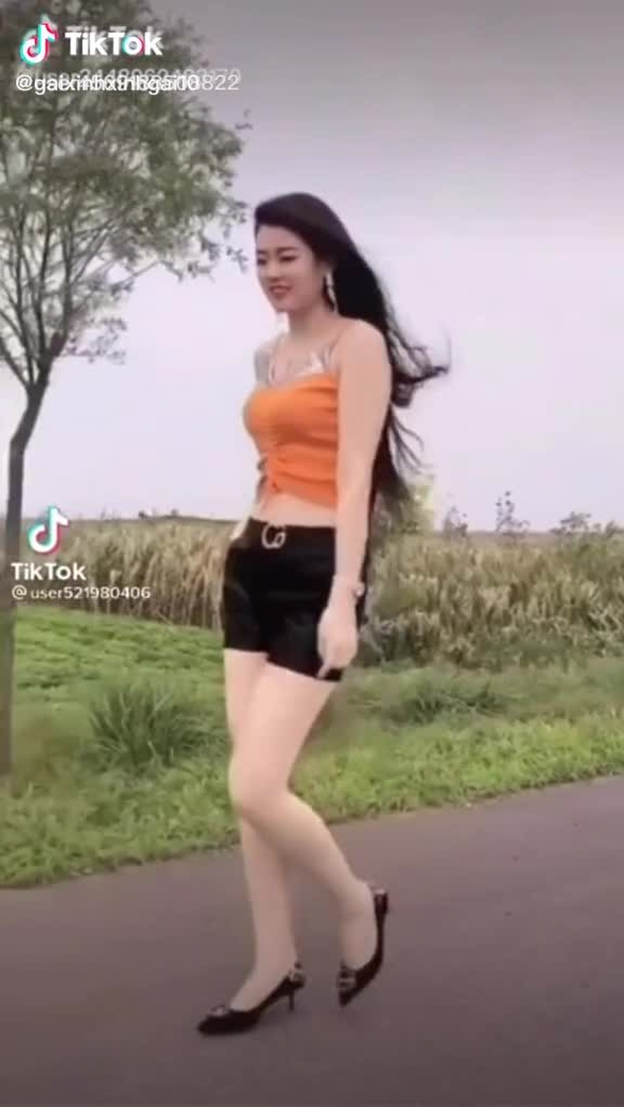 gaixinhxinhgai10 18