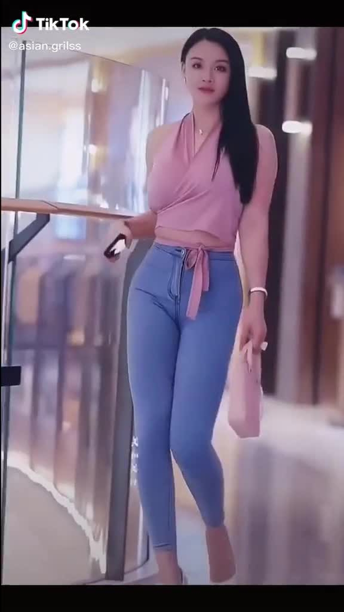 asian.grilss 18