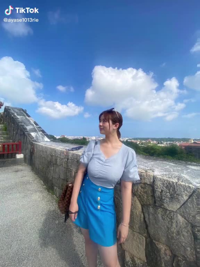綾瀬りえ 11