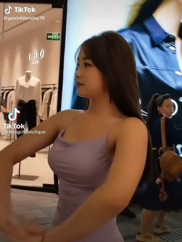 This video is unavailable. Visit TikTok to discover more trending videos. 124