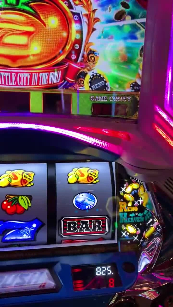 来栖有紀🐱💜🗽 Gカップスロドル🎰 11/26（土）キコーナ御影店 yuki2yanco