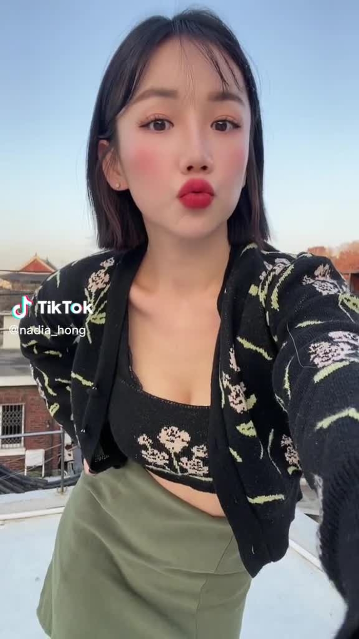 나디아 홍 Nadia Hong 44