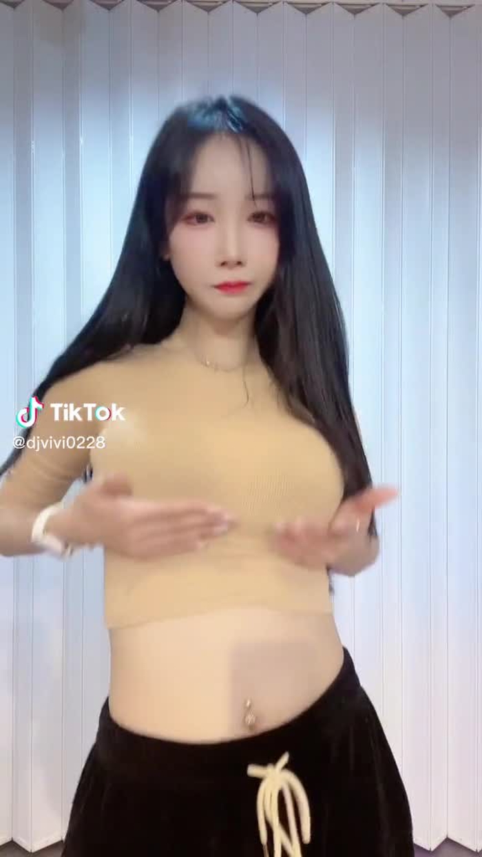 DJvivi 34