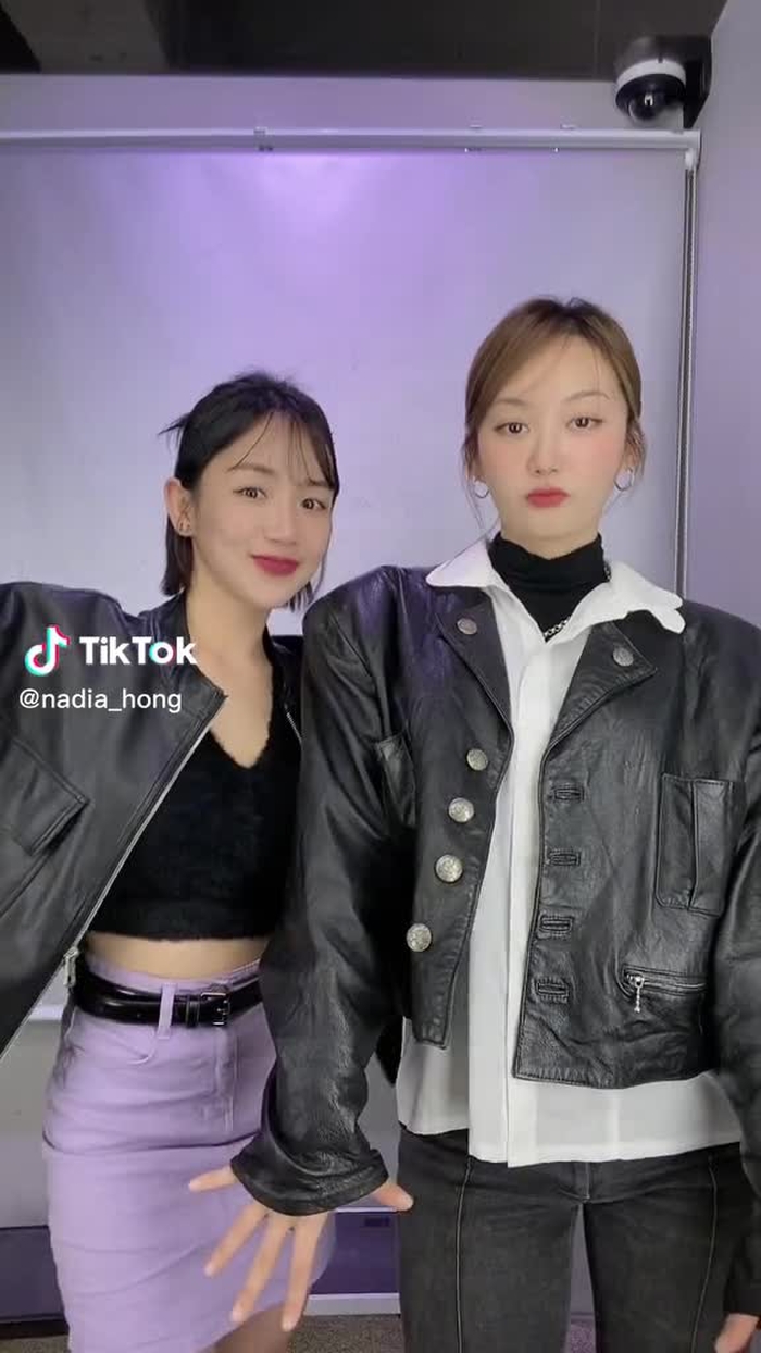 나디아 홍 Nadia Hong 49