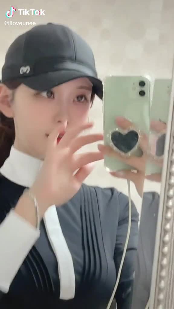 유니 UNEE 16