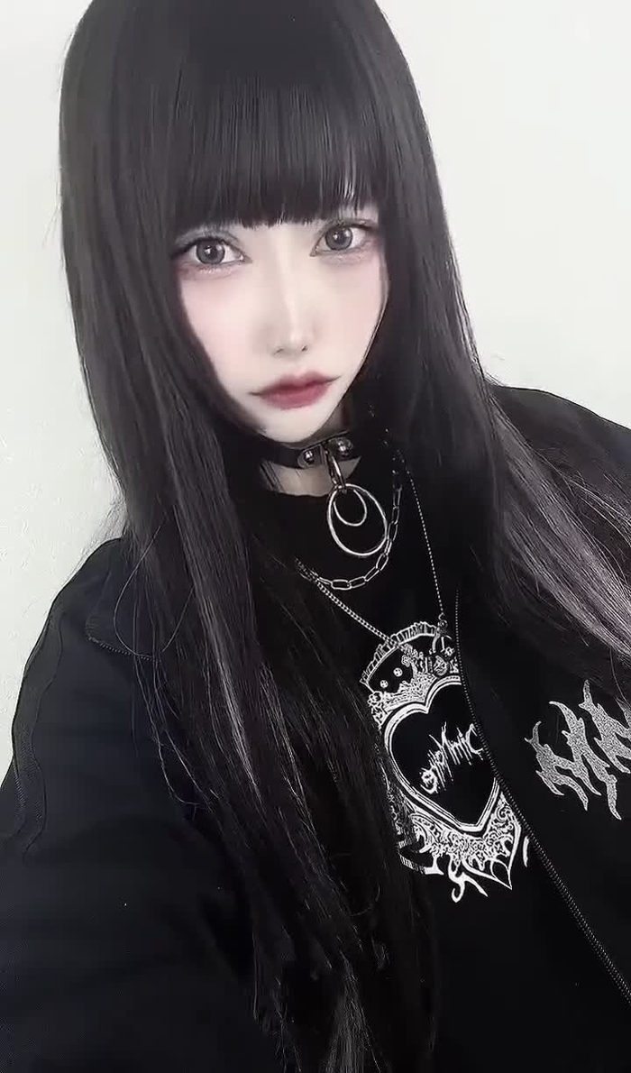 ひなた あおい⛓🖤❤️ xxxUxx_OxxO 1
