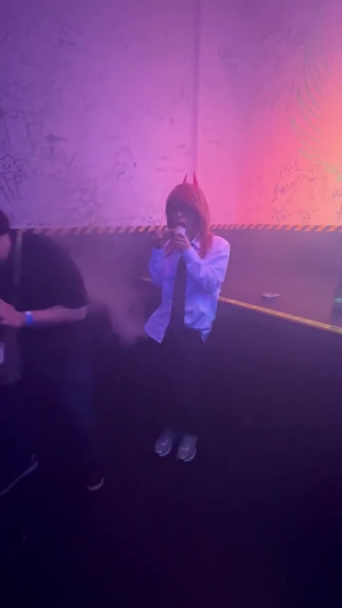 🦩𝔻𝕁 ℙ𝕀ℕ𝕂-𝕊𝔸𝕃𝕆ℕ 🍒 DJpinsaro 39