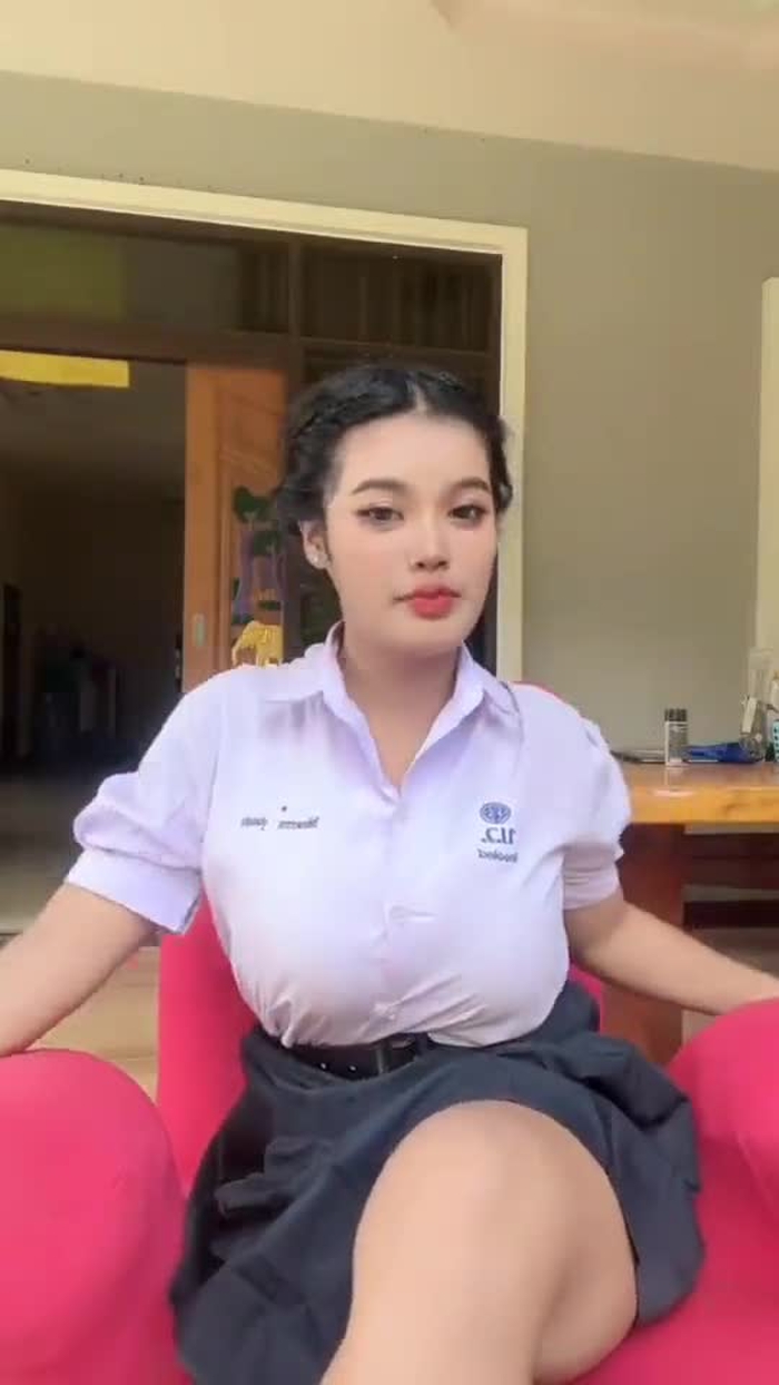 THAI-Student student13_thai 11