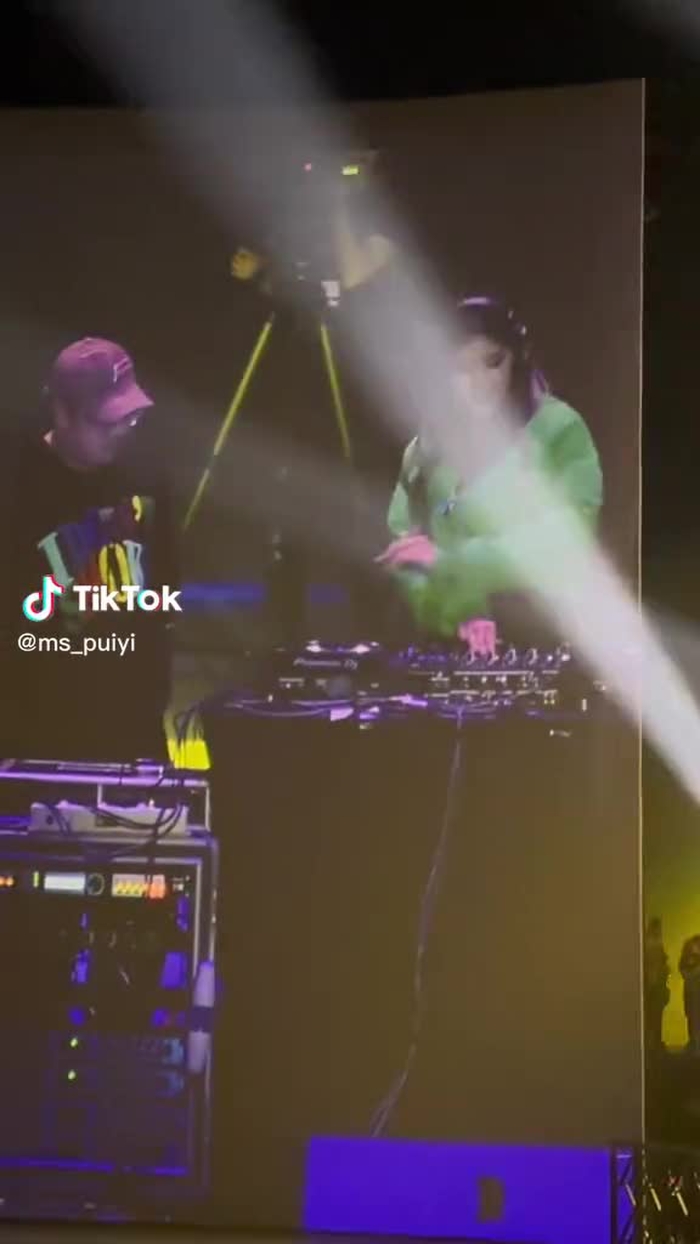 ms_puiyi (@ms_puiyi) 's videos with original sound - ms_puiyi 2