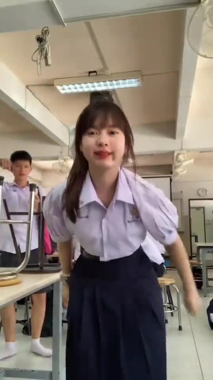 THAI-Student student13_thai 13
