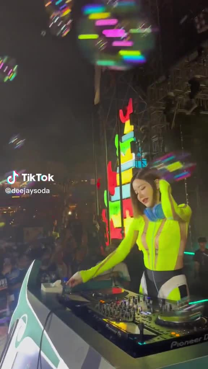 발리 페스티벌 갔다왔어!!❤️‍🔥❤️‍🔥 #djsoda #dj소다 39