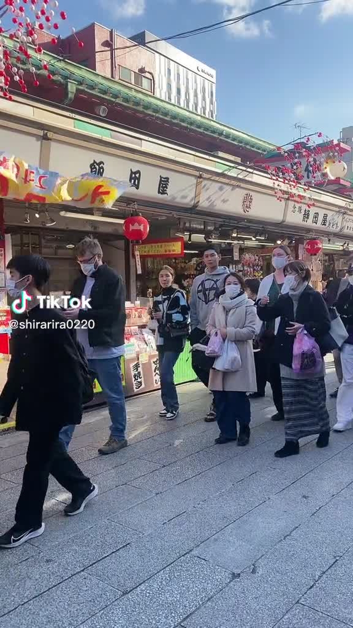 昨日のバージョンと今日のバージョンどっちが好き？#どっちが好きか教えてください