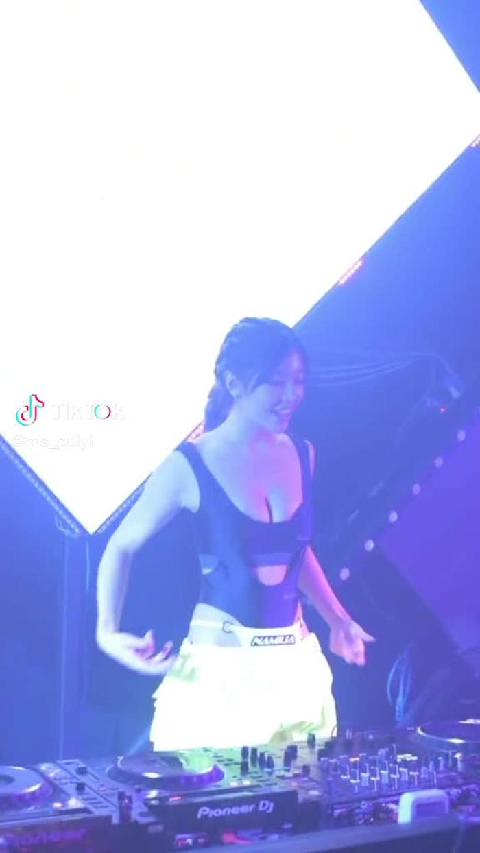ms_puiyi (@ms_puiyi) 's videos with suara asli - eja
