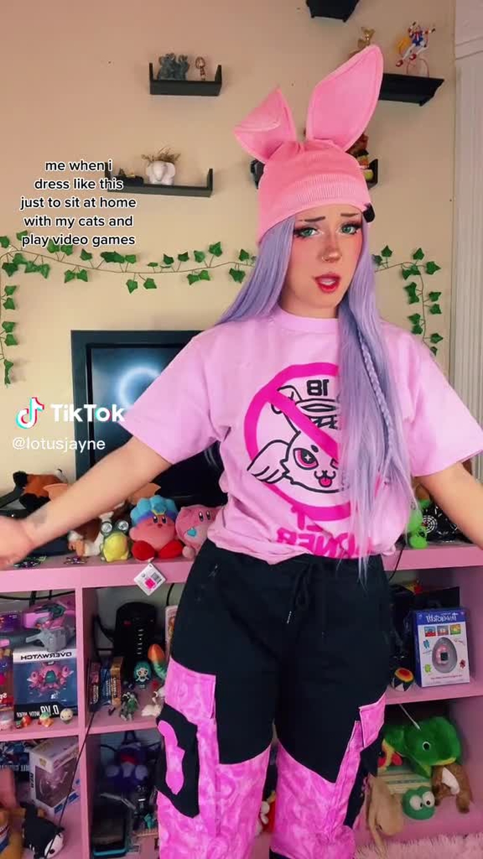 #theythem #nonbinary #foryou #alt #getlostperv #bunnygirl #lotusjayne