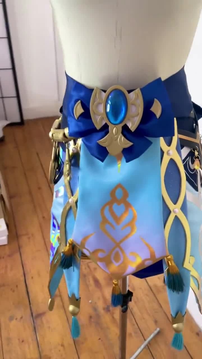 Amber 💜💫✨ AnaelicCosplay 3