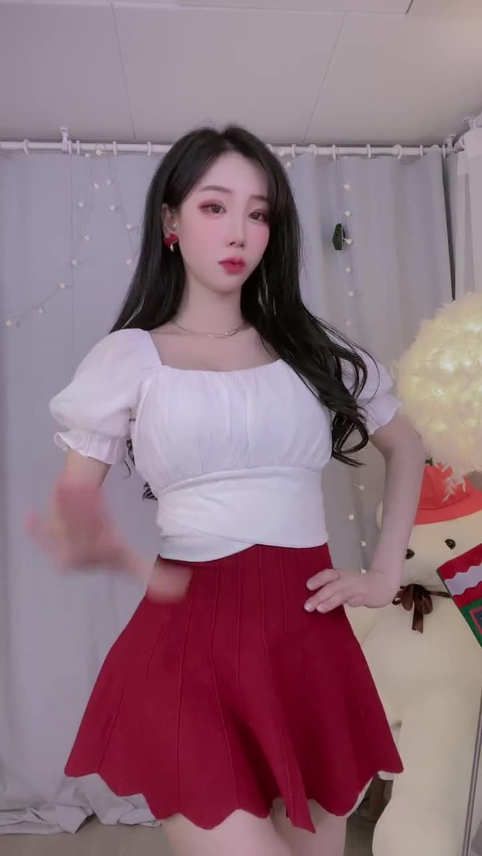 djvivi0228