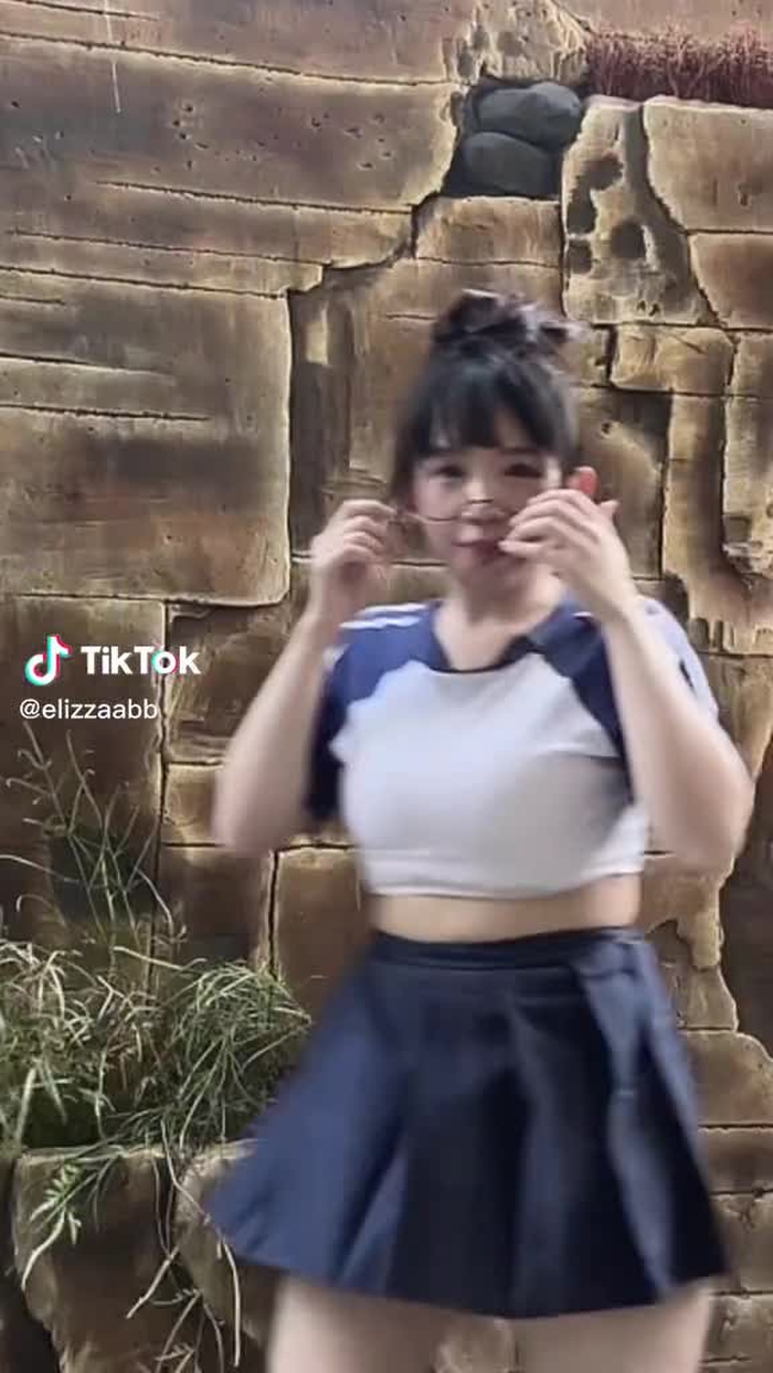 elizzaabb
