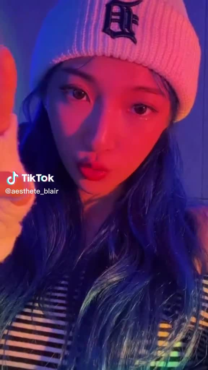 Addlyn (@aesthete_blair) 's videos with original sound - Addlyn 11