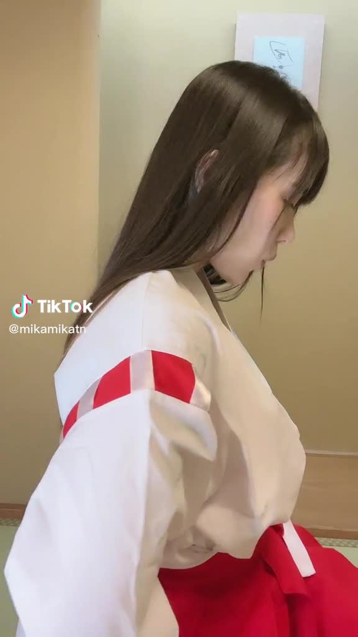 #彼私のことなんて言ってた #巫女 #コスプレ #japanese #fyp #asiantiktok #japantiktok #asia...