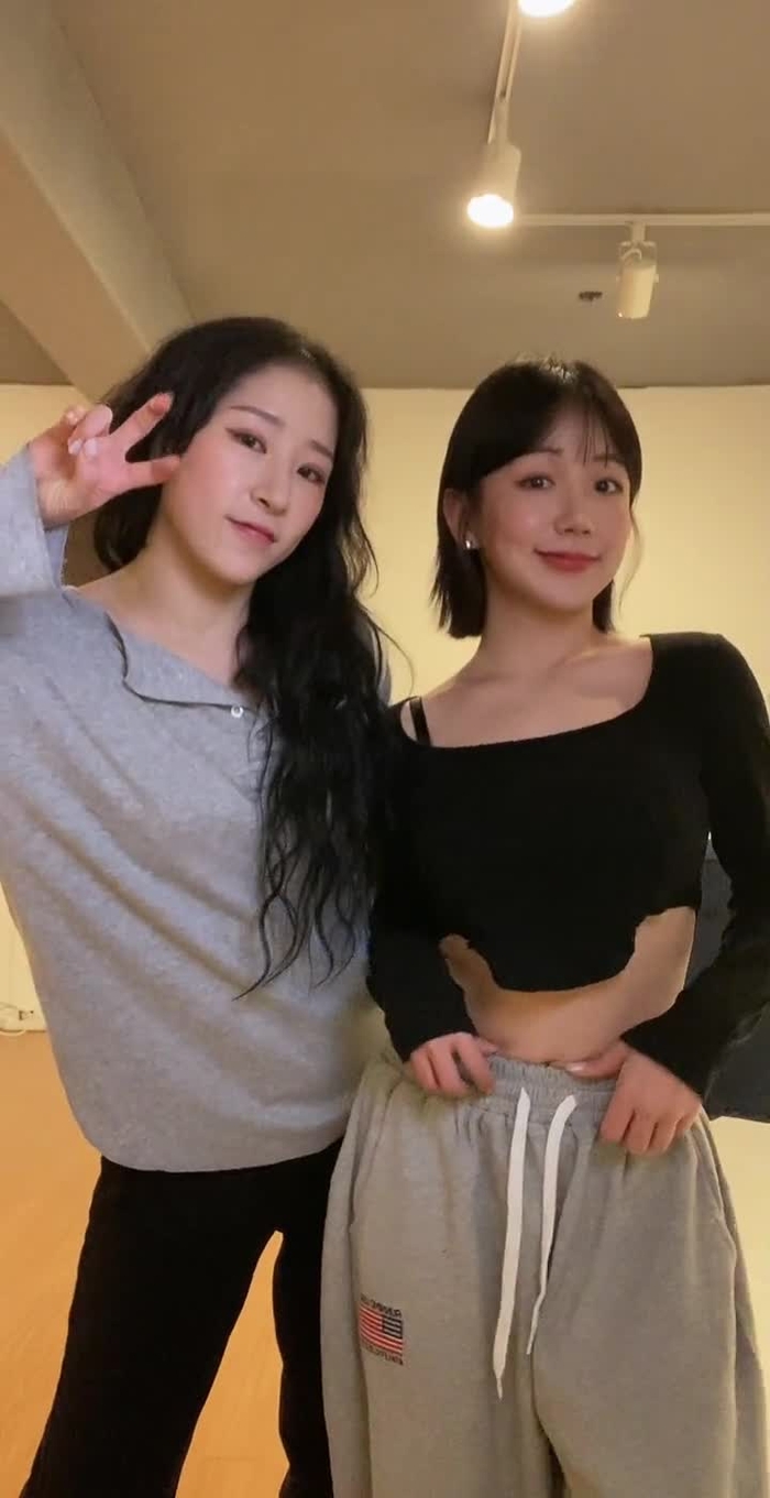 나디아 홍 Nadia Hong (@nadia_hong) 's videos with som original - Gracyanne Barbosa