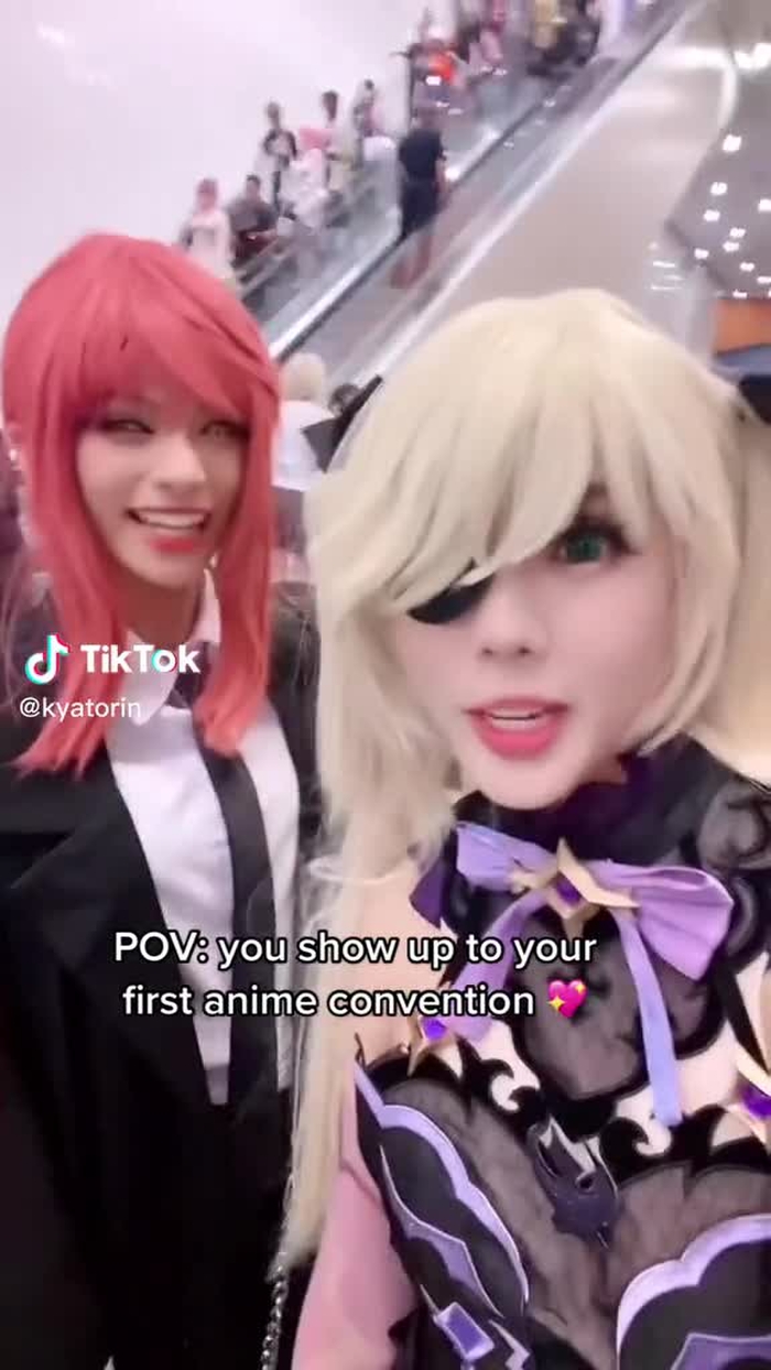 Things that were memorable at my first anime convention: the smell 😀 ...