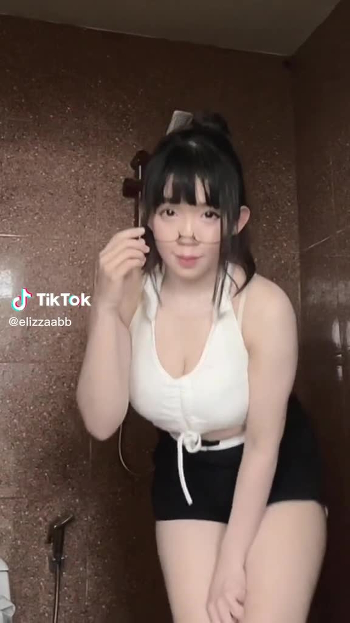E (@elizzaabb) 's videos with suara asli - ꪜꫝꪀᦔ𝓳𝓽ꪗ 𝔓𝔯𝔢𝔰𝔢𝔱🎟️ 1